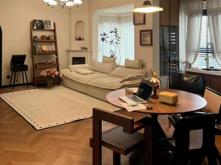 替大家試過了，中古風(fēng)+能強(qiáng)安納西木紋磚絕美！